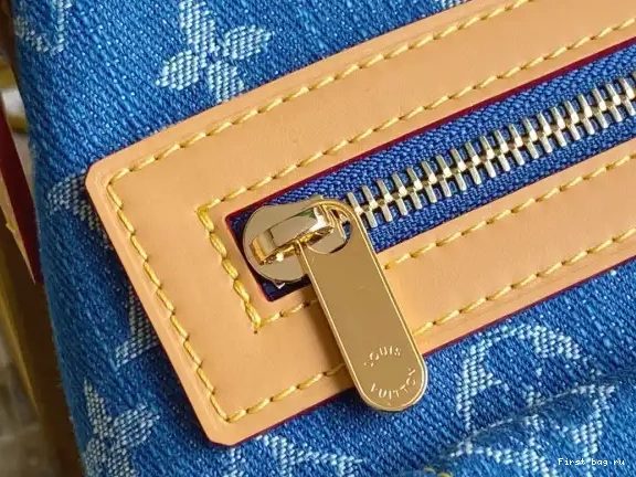 First bag ru VUITTON LOUIS VINTAGE DENIM 0522